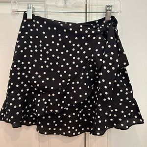 Princess Polly Kiana Black and White Polka Dot Ruffle Mini Skirt size 2.